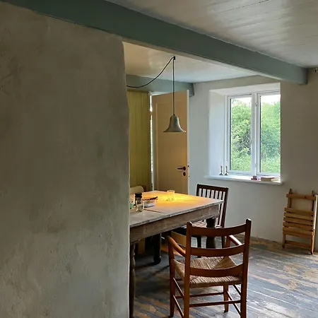 Nyaraló Historic On 17,000 M2 Natural Grounds