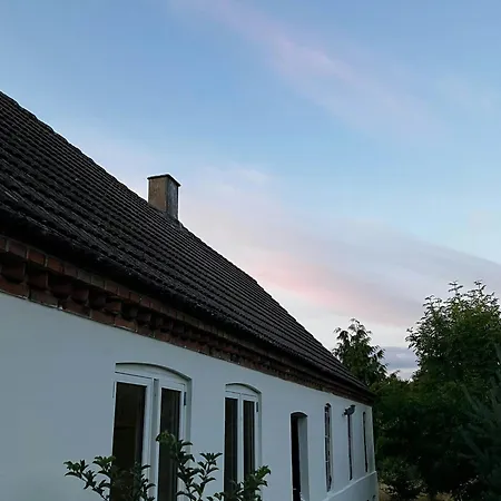 Nyaraló Historic On 17,000 M2 Natural Grounds *