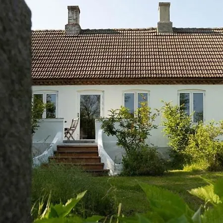Historic On 17,000 M2 Natural Grounds הסלה