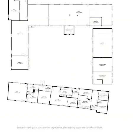 Nyaraló Historic On 17,000 M2 Natural Grounds *